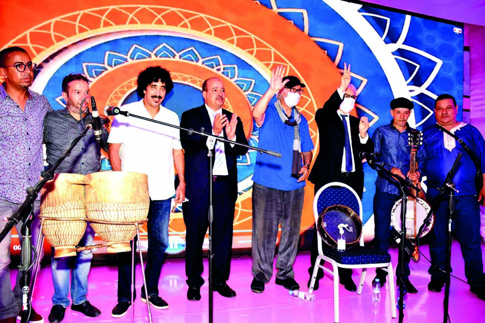 الكاتب العام للاتحاد العام للشغالين بالمغرب: نعتز بانتمائنا لحزب الاستقلال الذي لم يقيد يوما مواقفنا بل كان داعما لها على الدوام الكاتب العام للاتحاد العام للشغالين بالمغرب: نعتز بانتمائنا لحزب الاستقلال الذي لم يقيد يوما مواقفنا بل كان داعما لها على الدوام