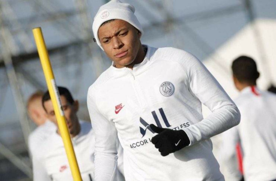 هل اقترب مبابي من الانتقال إلى النادي الملكي؟ هل اقترب مبابي من الانتقال إلى النادي الملكي؟