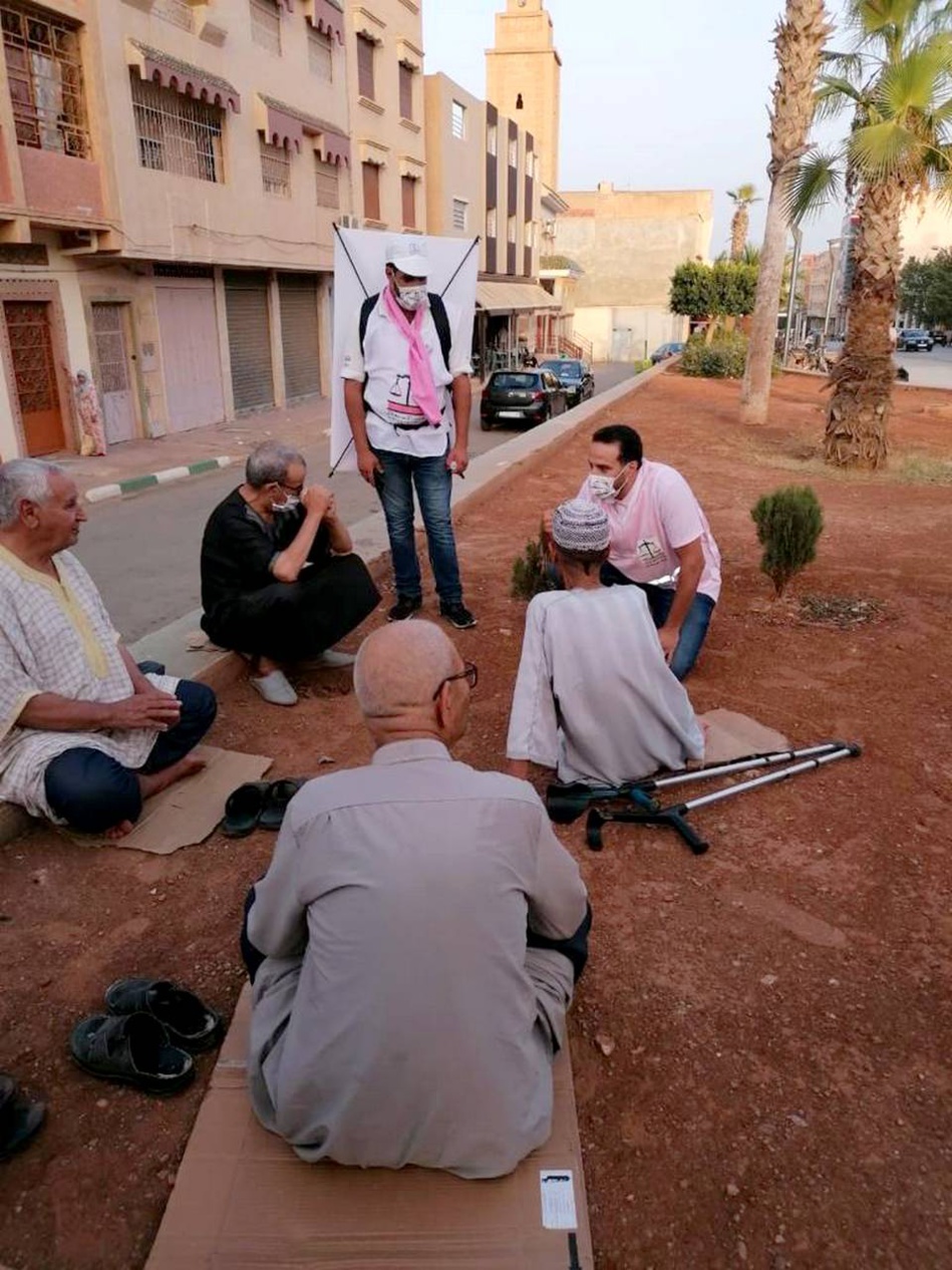 بالصور.. حزب الاستقلال بوجدة يقود حملة انتخابية منظمة وأنيقة