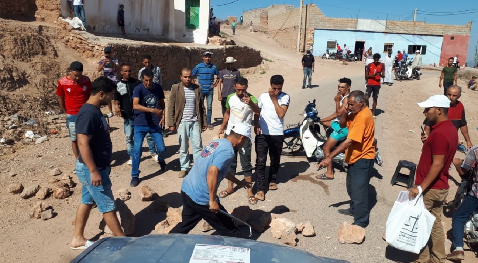 بالفيديو.. حزب الاستقلال يفشل مخططات منافسه لمنع تواصله مع الناخبين والناخبات بمركز بني عياط بالفيديو.. حزب الاستقلال يفشل مخططات منافسه لمنع تواصله مع الناخبين والناخبات بمركز بني عياط