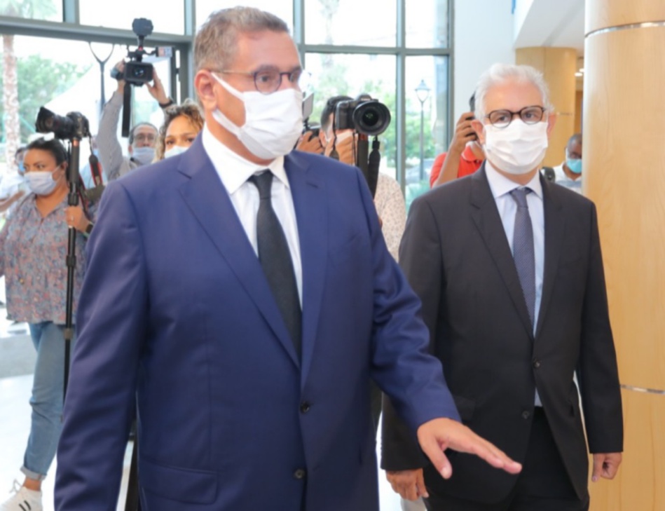 رئيس الحكومة يسير بخطى ثابتة في مشاوراته مع رؤساء الأحزاب السياسية رئيس الحكومة يسير بخطى ثابتة في مشاوراته مع رؤساء الأحزاب السياسية