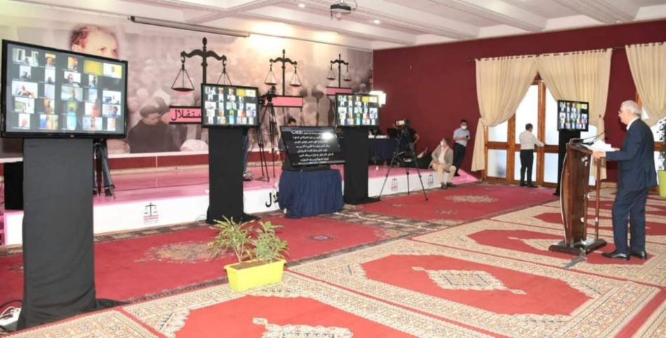 المجلس الوطني لحزب الاستقلال يصادق بالإجماع على المشاركة في الحكومة المجلس الوطني لحزب الاستقلال يصادق بالإجماع على المشاركة في الحكومة