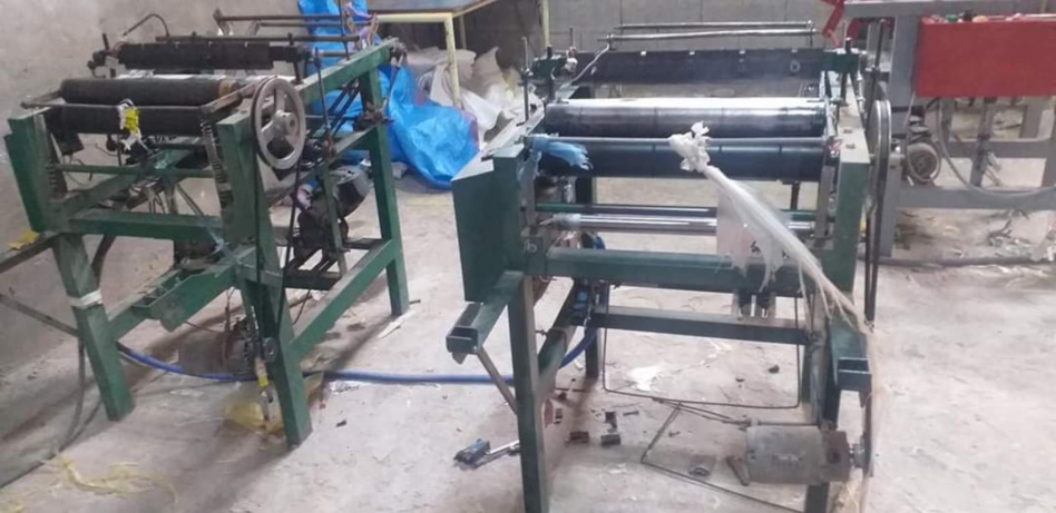 السلطات تكتشف معملا سريا لصناعة الأكياس البلاستيكية بالقصر الكبير السلطات تكتشف معملا سريا لصناعة الأكياس البلاستيكية بالقصر الكبير