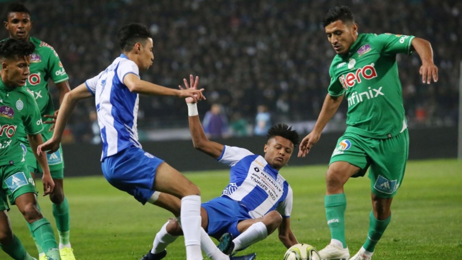 الرجاء يلدغ اتحاد طنجة بهدف بنحليب ويعتلي الصدارة الرجاء يلدغ اتحاد طنجة بهدف بنحليب ويعتلي الصدارة