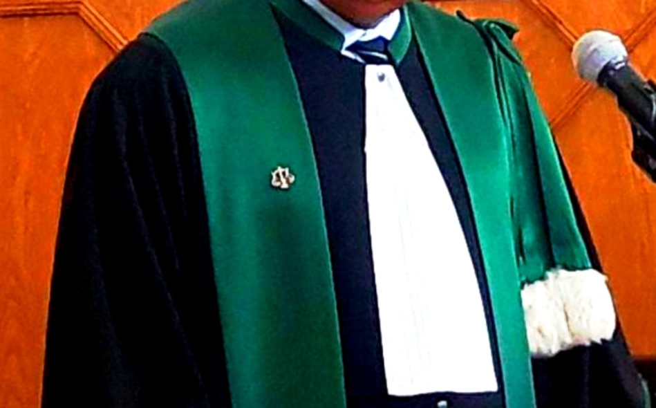 وكيل الملك بالرباط يتفاجأ بنشر بيان مغلوط من قبل "هيئة التضامن مع المعطي منجب" وكيل الملك بالرباط يتفاجأ بنشر بيان مغلوط من قبل "هيئة التضامن مع المعطي منجب"