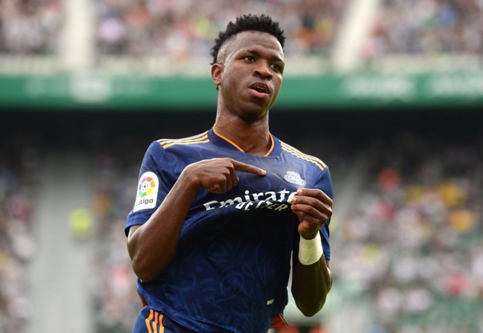 الميرينغي يستعيد صدارة الدوري الاسباني بعد فوزه على إلتشي الميرينغي يستعيد صدارة الدوري الاسباني بعد فوزه على إلتشي