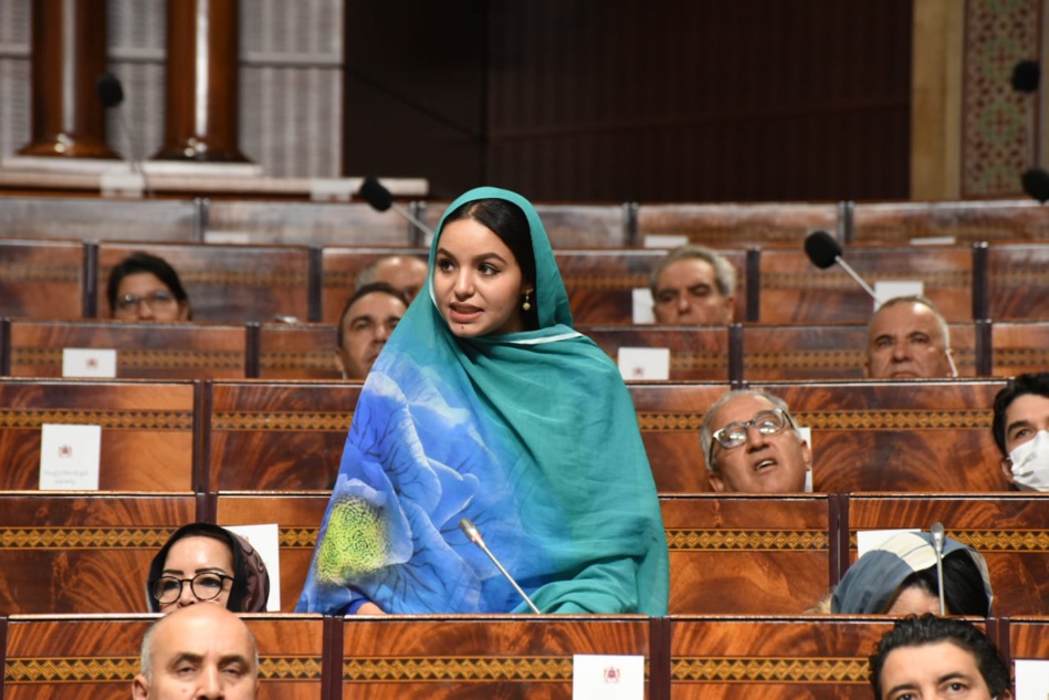 النائبة البرلمانية خولة الخرشي النائبة البرلمانية خولة الخرشي