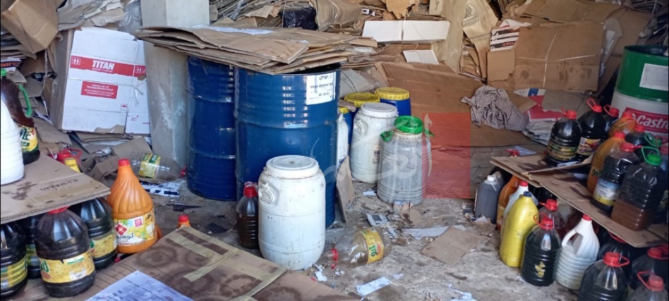 حجز 5 أطنان من الزيوت المسمومة بالعرائش كانت موجهة إلى الدار البيضاء حجز 5 أطنان من الزيوت المسمومة بالعرائش كانت موجهة إلى الدار البيضاء