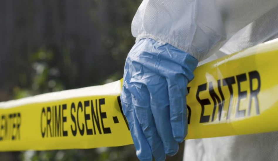 مهاجر مغربي يرتكب مجزرة في أسرته وينهي حياته بإيطاليا مهاجر مغربي يرتكب مجزرة في أسرته وينهي حياته بإيطاليا