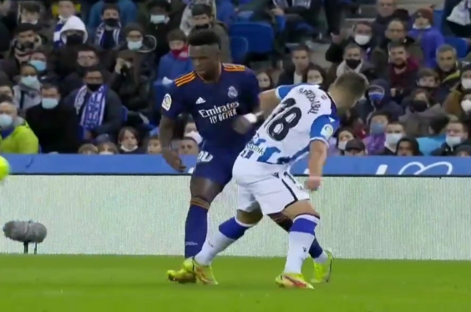 ريال مدريد يطيح بسوسيداد ويغرد وحيدا في الصدارة ريال مدريد يطيح بسوسيداد ويغرد وحيدا في الصدارة