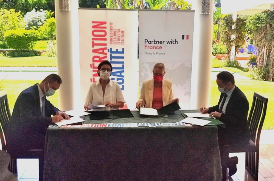 المغرب وفرنسا يدعمان شراكتهما حول التغطية الاجتماعية والمساواة بين الجنسين المغرب وفرنسا يدعمان شراكتهما حول التغطية الاجتماعية والمساواة بين الجنسين