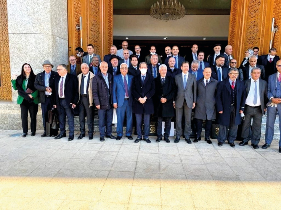 السلطة القضائية والنيابة العامة والمحامون يبحثون القضايا الشائكة