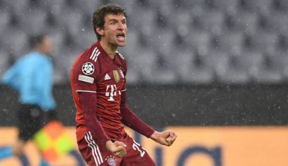 بايرن ميونيخ يرسل برشلونة إلى الدوري الأوروبي بايرن ميونيخ يرسل برشلونة إلى الدوري الأوروبي