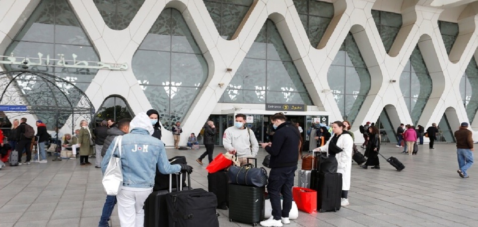 المغرب يُجْلِي مواطنيه العالقين بالخارج المغرب يُجْلِي مواطنيه العالقين بالخارج