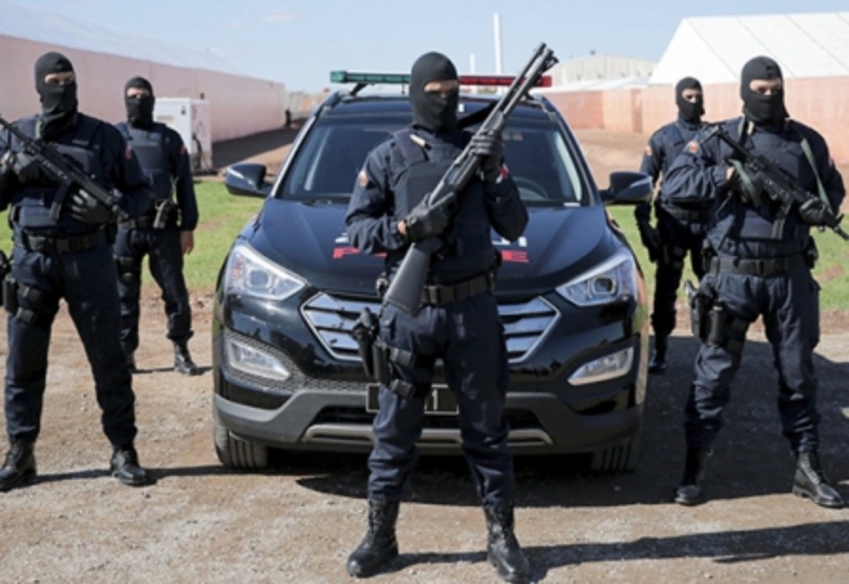 المخابرات توقف شخصا ينتمي لتنظيم متطرف بسطات المخابرات توقف شخصا ينتمي لتنظيم متطرف بسطات