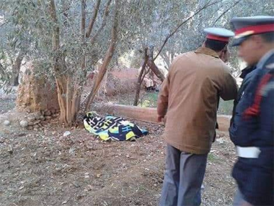 سيدة تضع حدا لحياتها بطريقة مأساوية نواحي الحسيمة سيدة تضع حدا لحياتها بطريقة مأساوية نواحي الحسيمة