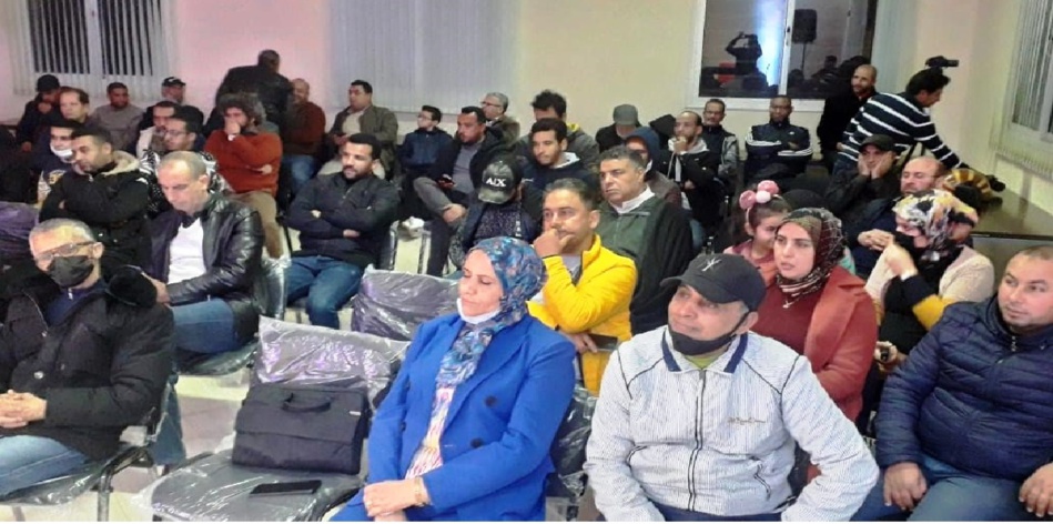 سطات.. رواد العمل الجمعوي يلتئمون في "لمة دار الشباب" لربط الماضي بالحاضر سطات.. رواد العمل الجمعوي يلتئمون في "لمة دار الشباب" لربط الماضي بالحاضر