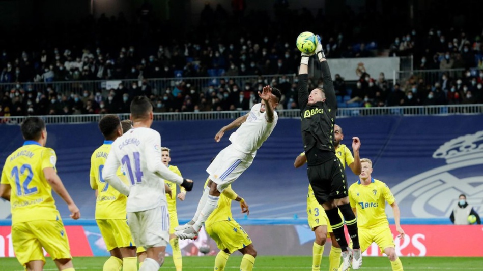 ليديسما يضع حدا لسلسلة انتصارات ريال مدريد