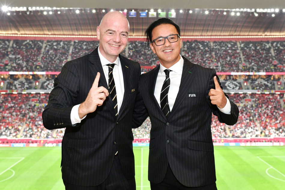 رسمياً.. "الفيفا" يعين المنتج المغربي "ريدوان" مديرا تنفيذيا للترفيه الإبداعي رسمياً.. "الفيفا" يعين المنتج المغربي "ريدوان" مديرا تنفيذيا للترفيه الإبداعي