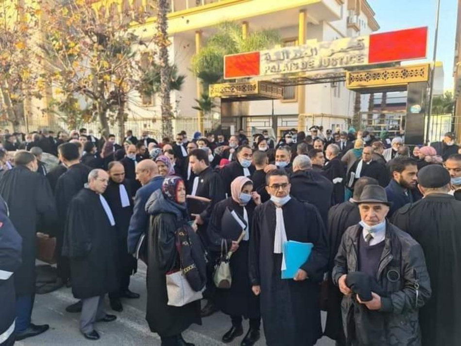 محامو المملكة يقاطعون الجلسات بعد فرض جواز التلقيح محامو المملكة يقاطعون الجلسات بعد فرض جواز التلقيح