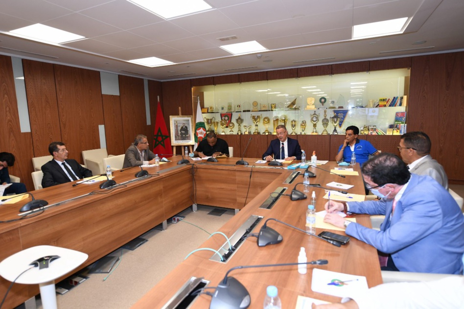 الجامعة تضع شروطا من أجل انتدابات الأندية بالميركاتو الشتوي الجامعة تضع شروطا من أجل انتدابات الأندية بالميركاتو الشتوي