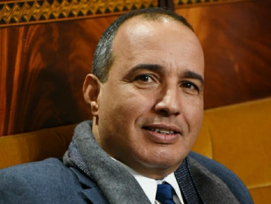 النائب البرلماني عبد الفتاح أهل مكي النائب البرلماني عبد الفتاح أهل مكي