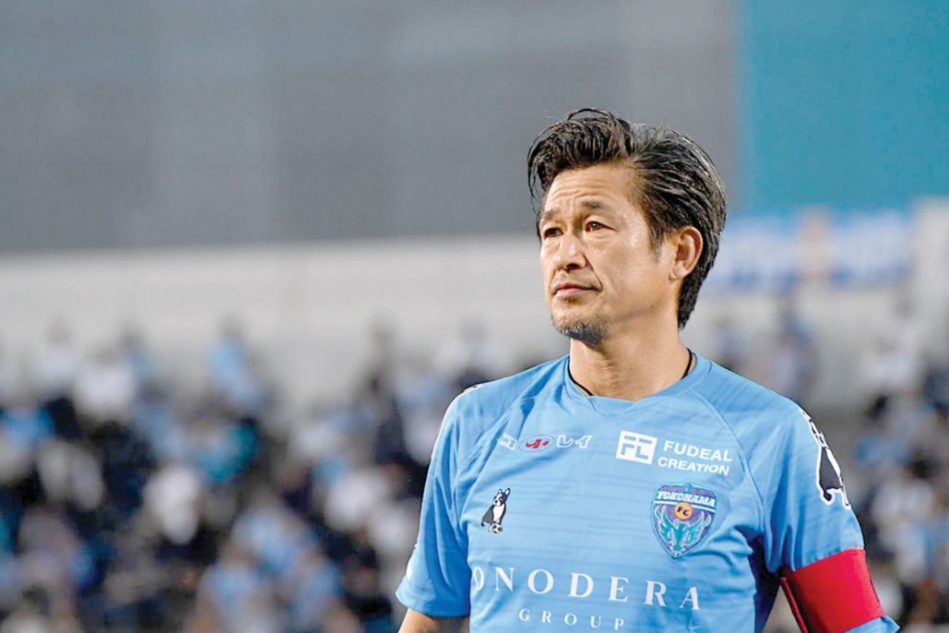 بعد بلوغه 55 سنة لاعب كرة قدم يقرر العودة إلى الميادين بعد بلوغه 55 سنة لاعب كرة قدم يقرر العودة إلى الميادين