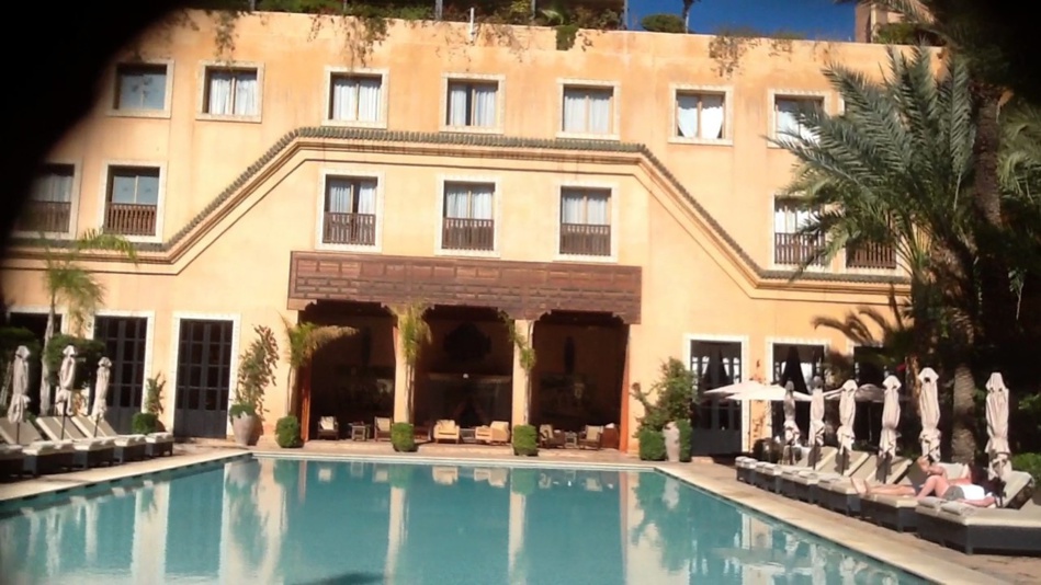 بعد سلسلة من الإغلاقات إغلاق أشهر الفنادق السياحية بمراكش بعد سلسلة من الإغلاقات إغلاق أشهر الفنادق السياحية بمراكش