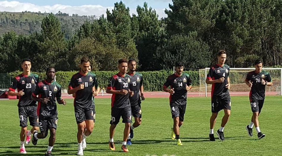 مدرب الجيش الملكي يرفض إراحة عناصره رغم توقف البطولة مدرب الجيش الملكي يرفض إراحة عناصره رغم توقف البطولة