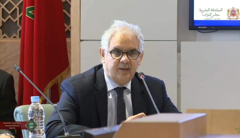 مؤسسات وزارة التجهيز والماء تعمم اللغة العربية في قراراتها ومراسلاتها مؤسسات وزارة التجهيز والماء تعمم اللغة العربية في قراراتها ومراسلاتها