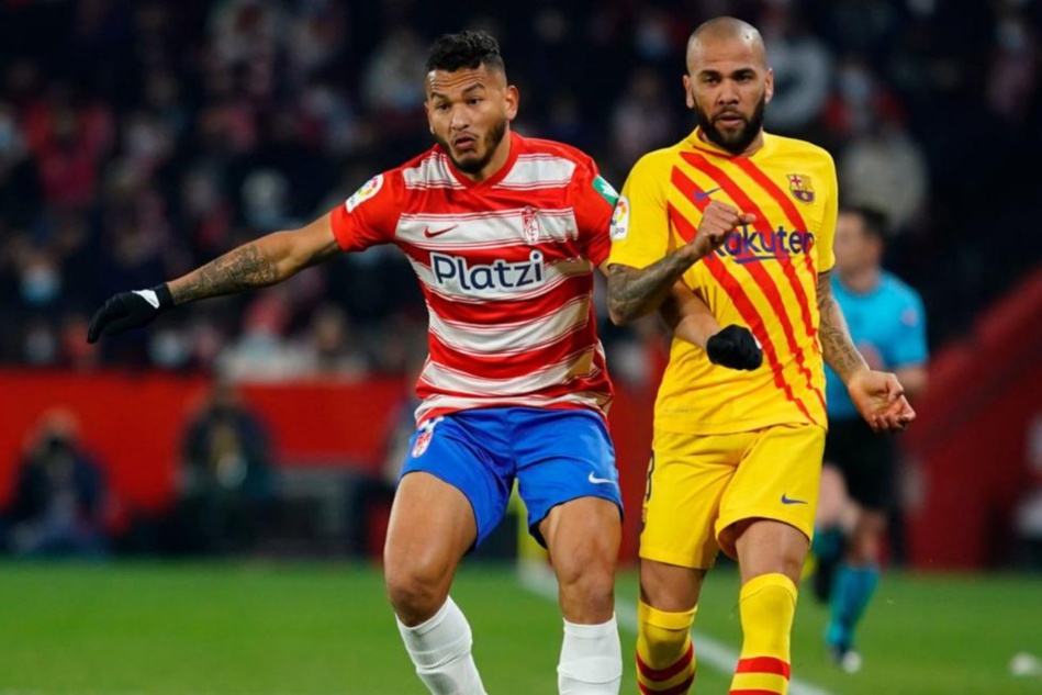 غرناطة يخطف تعادلا بطعم الفوز من برشلونة غرناطة يخطف تعادلا بطعم الفوز من برشلونة