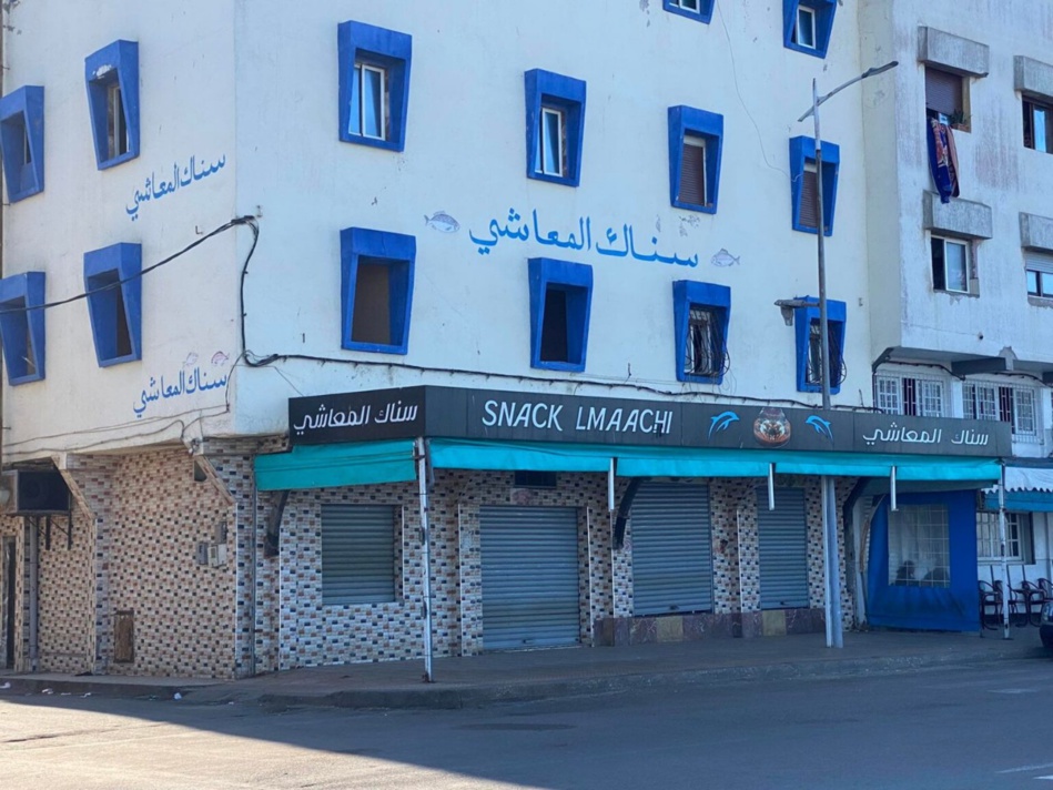 السلطات تشرع في إغلاق المطاعم والمرافق العمومية بسبب كورونا السلطات تشرع في إغلاق المطاعم والمرافق العمومية بسبب كورونا