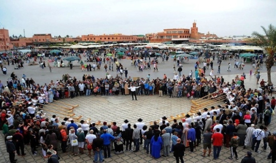 ساحة جامع الفنا تنتظر رد الاعتبار وحماية دورها التراثي ساحة جامع الفنا تنتظر رد الاعتبار وحماية دورها التراثي