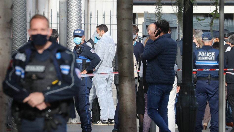 قتيل في إطلاق نار بـ"فرنسا" والشرطة تعتقل شخصان قتيل في إطلاق نار بـ"فرنسا" والشرطة تعتقل شخصان