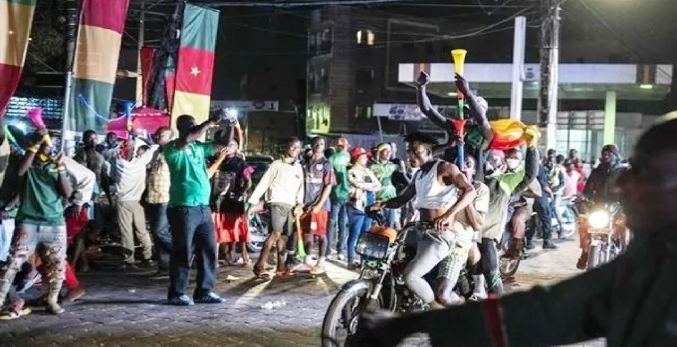 "الكاف" يصدر بياناً حول "كارثة مباراة الكاميرون وجزر القمر" "الكاف" يصدر بياناً حول "كارثة مباراة الكاميرون وجزر القمر"