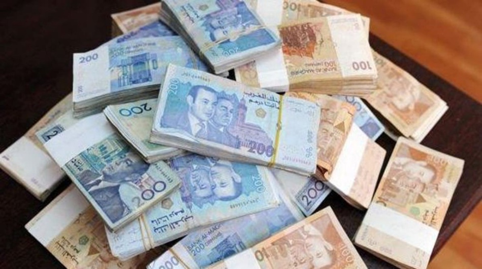 شرطة الجديدة توقع بخمسيني متهم بالنصب والاحتيال على المواطنين شرطة الجديدة توقع بخمسيني متهم بالنصب والاحتيال على المواطنين