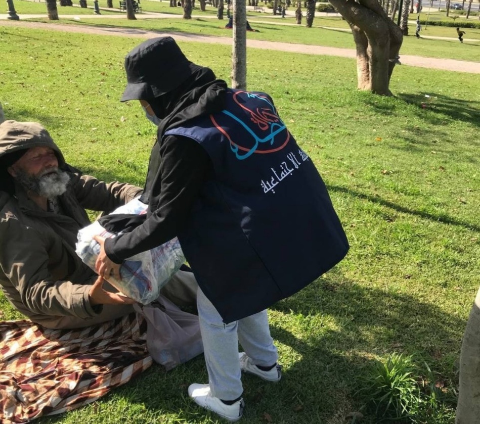 "أياد دافئة" حملة لتخفيف معاناة الأشخاص بدون مأوى