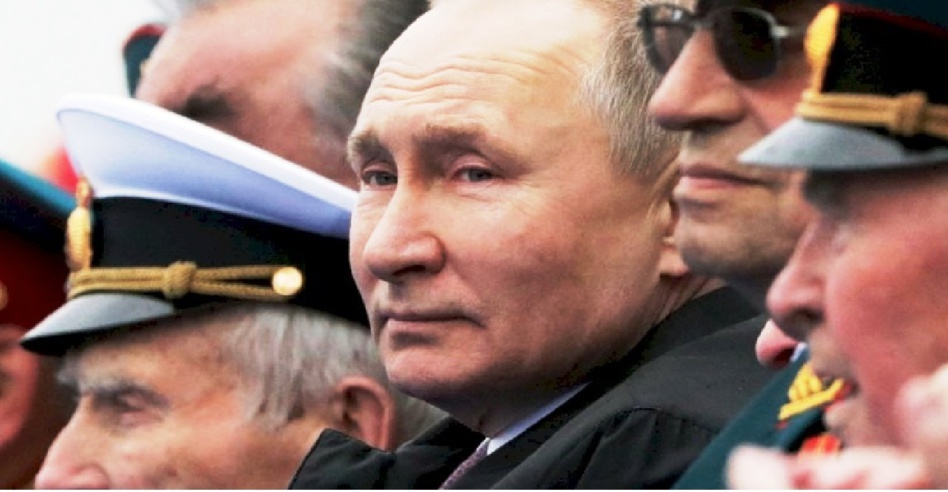 "بريطانيا" تفرض عقوبات على 5 بنوك روسية ورجل أعمال من "بوتن" "بريطانيا" تفرض عقوبات على 5 بنوك روسية ورجل أعمال من "بوتن"