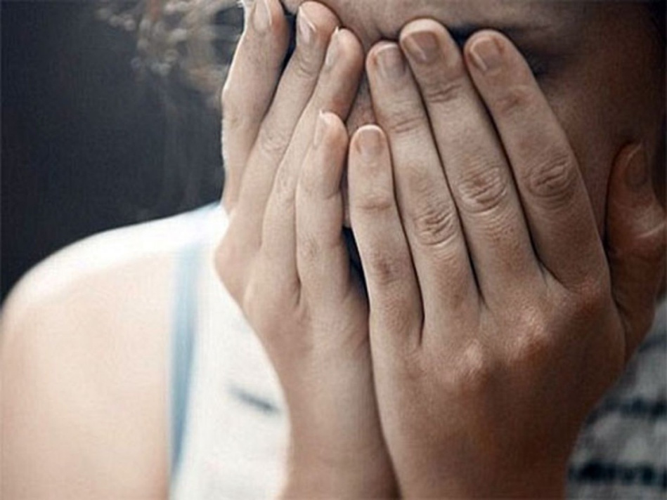 الحسيمة.. 12 سنة سجنا لمتهم بهتك عرض فتاة قاصر الحسيمة.. 12 سنة سجنا لمتهم بهتك عرض فتاة قاصر