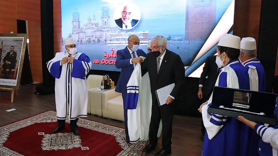 جامعة محمد الخامس بالرباط تمنح الدكتورة الفخرية لرئيس الجامعة الوطنية المستقلة للمكسيك جامعة محمد الخامس بالرباط تمنح الدكتورة الفخرية لرئيس الجامعة الوطنية المستقلة للمكسيك