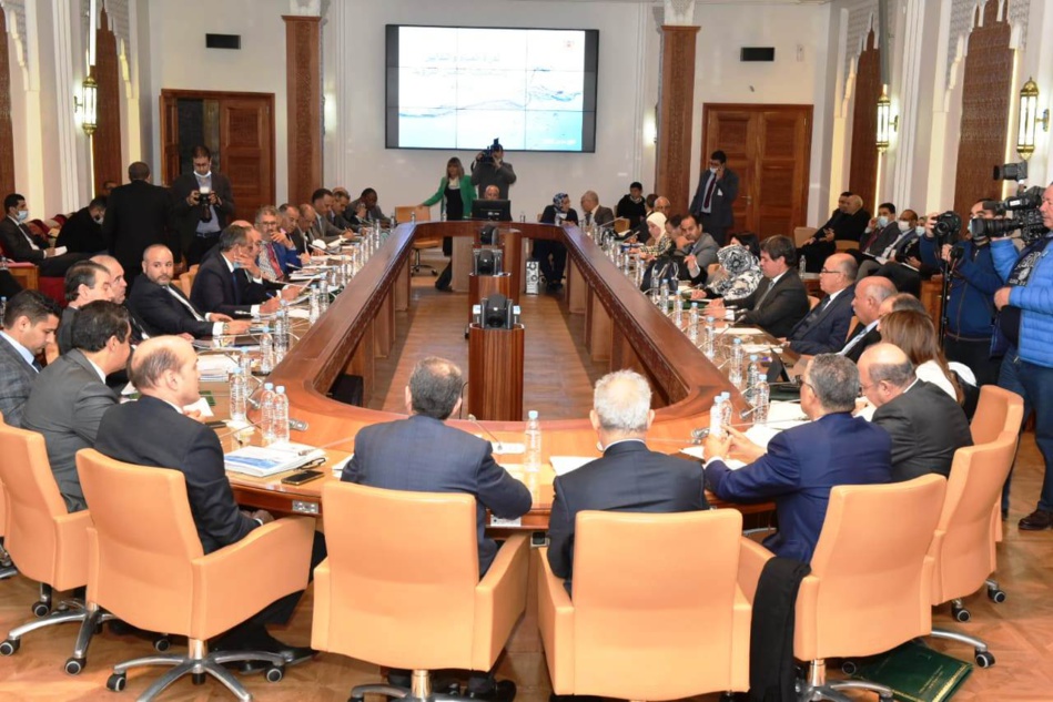 الدكتور نزار بركة: المغرب يواجه الظواهر القصوى و30 في المائة من الموارد مهددة الدكتور نزار بركة: المغرب يواجه الظواهر القصوى و30 في المائة من الموارد مهددة