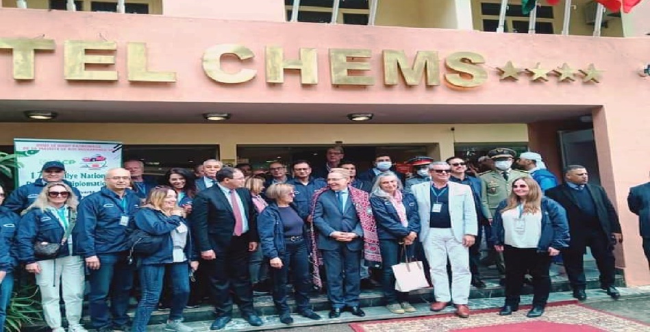 والي جهة بني ملال خنيفرة يعطي انطلاق المرحلة الثانية من اللحاق الوطني الـ 17 للسيارات الخاص بالسلك الدبلوماسي والي جهة بني ملال خنيفرة يعطي انطلاق المرحلة الثانية من اللحاق الوطني الـ 17 للسيارات الخاص بالسلك الدبلوماسي