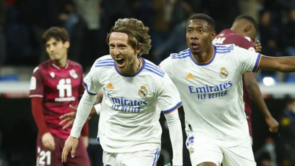 ريال مدريد يكتسح سوسيداد برباعية ويوسع الفارق عن أقرب ملاحقيه ريال مدريد يكتسح سوسيداد برباعية ويوسع الفارق عن أقرب ملاحقيه