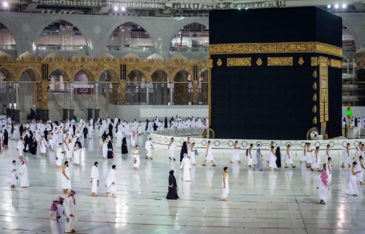 مخاوف من خلافات بين وكالات الأسفار والمواطنين بسبب العمرة مخاوف من خلافات بين وكالات الأسفار والمواطنين بسبب العمرة