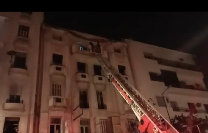 انهيار جزء من عمارة بالبيضاء يصيب شخصا انهيار جزء من عمارة بالبيضاء يصيب شخصا