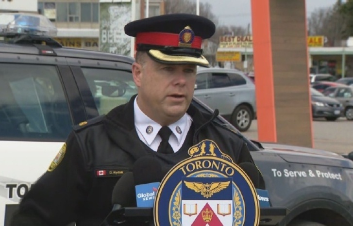 حادث إطلاق نار على مصلين بنيوزيلندا يتكرر في كندا حادث إطلاق نار على مصلين بنيوزيلندا يتكرر في كندا