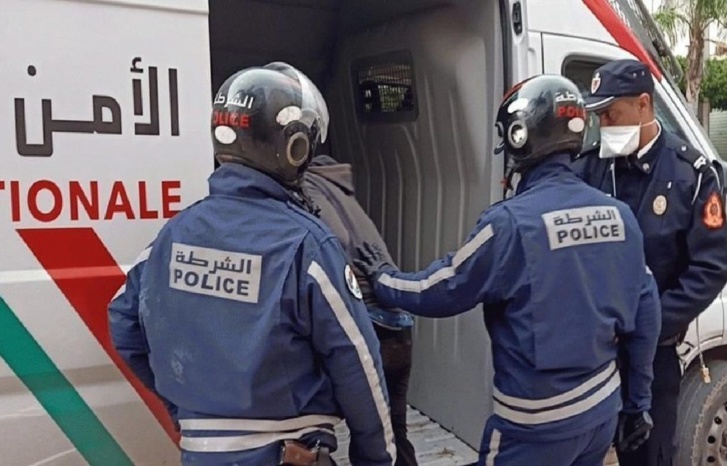 أمن سطات يتفاعل مع فيديو منتشر على السوشل ميديا أمن سطات يتفاعل مع فيديو منتشر على السوشل ميديا