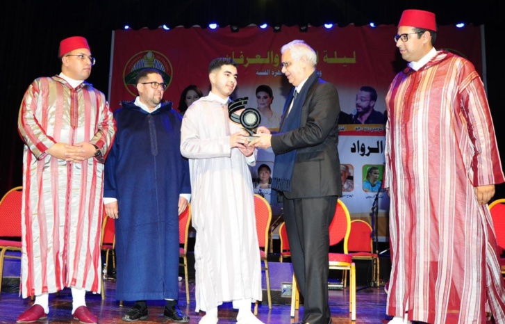 ليلة الرواد تكرم لفيفاً من المبدعين في شتى المجالات ليلة الرواد تكرم لفيفاً من المبدعين في شتى المجالات