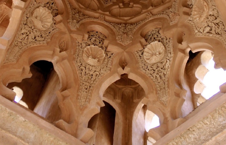 شراكة مغربية فرنسية لصيانة التراث غير المنقول