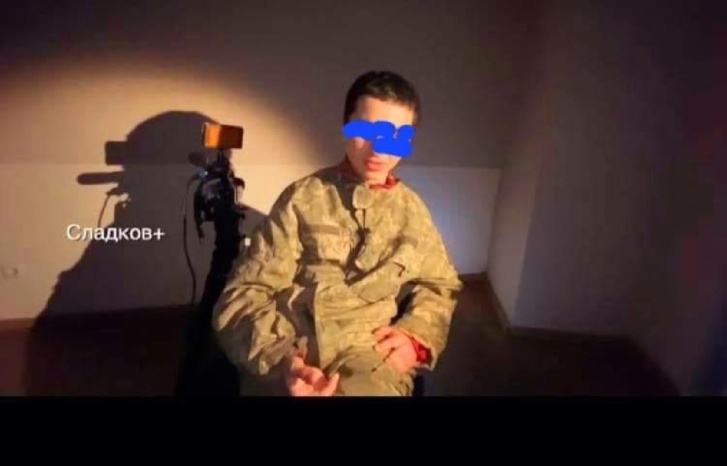 اعتفال مغربي كان يقاتل مع الجيش الأوكراني اعتفال مغربي كان يقاتل مع الجيش الأوكراني